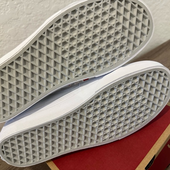 VANS NIB SZ 9 - Picture 3 of 3